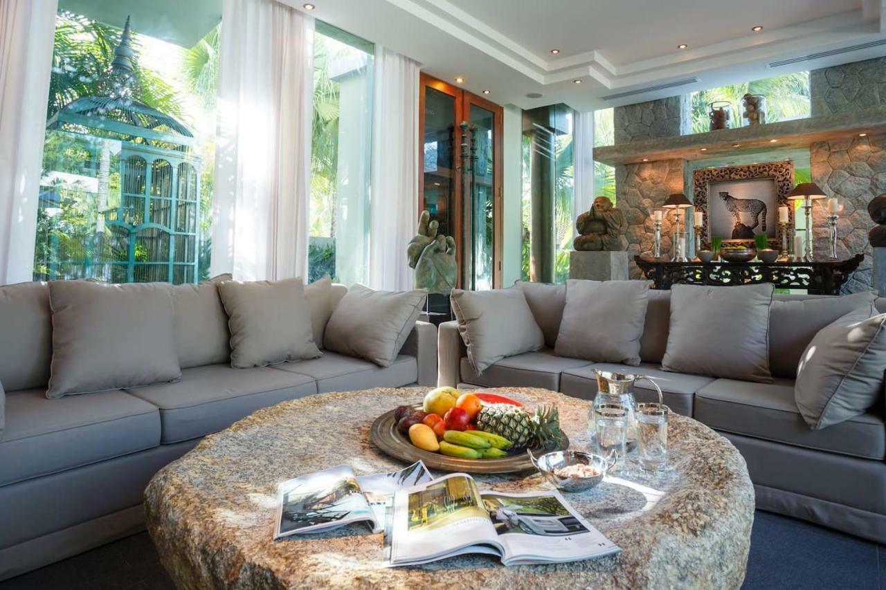 Villa On The Rocks, 4 Bedrooms, Phuket Surin Beach  Extérieur photo